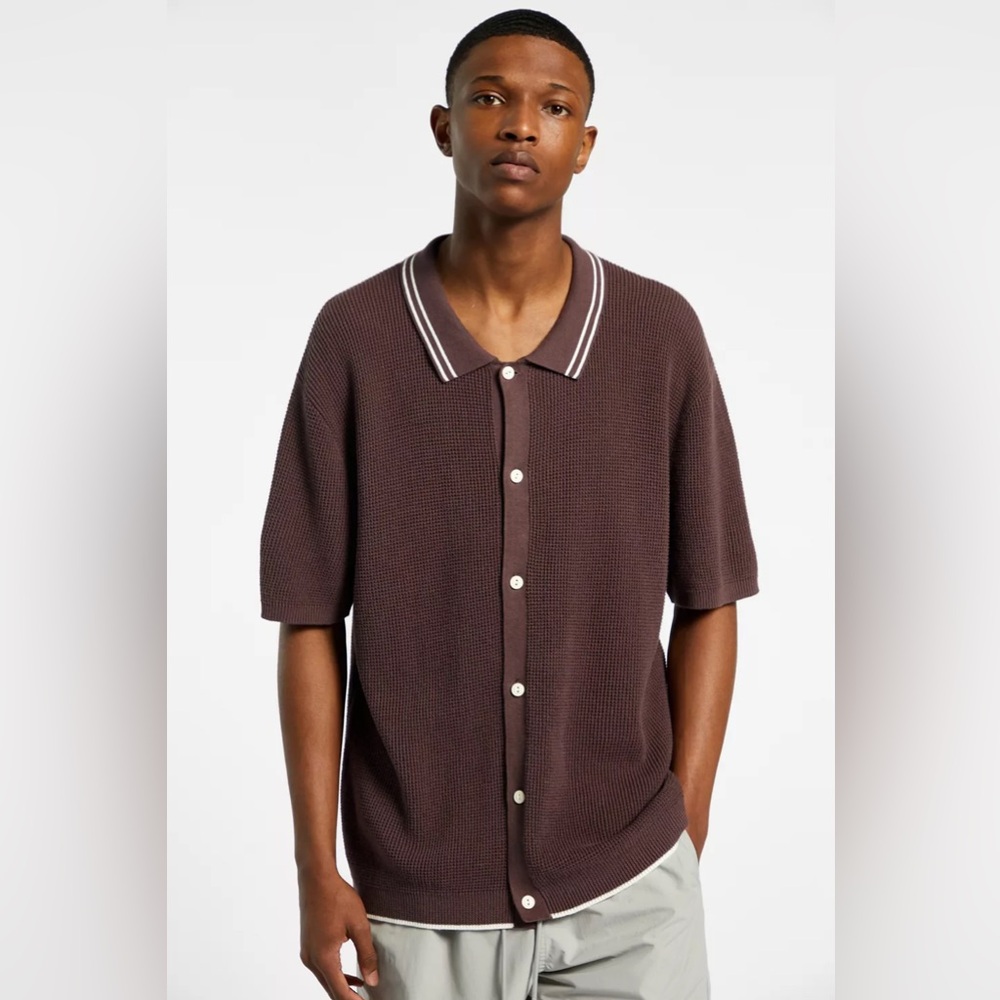 Standard Cloth (Urban Outfitters) Brown Waffle Stitch Polo Button Up sz M